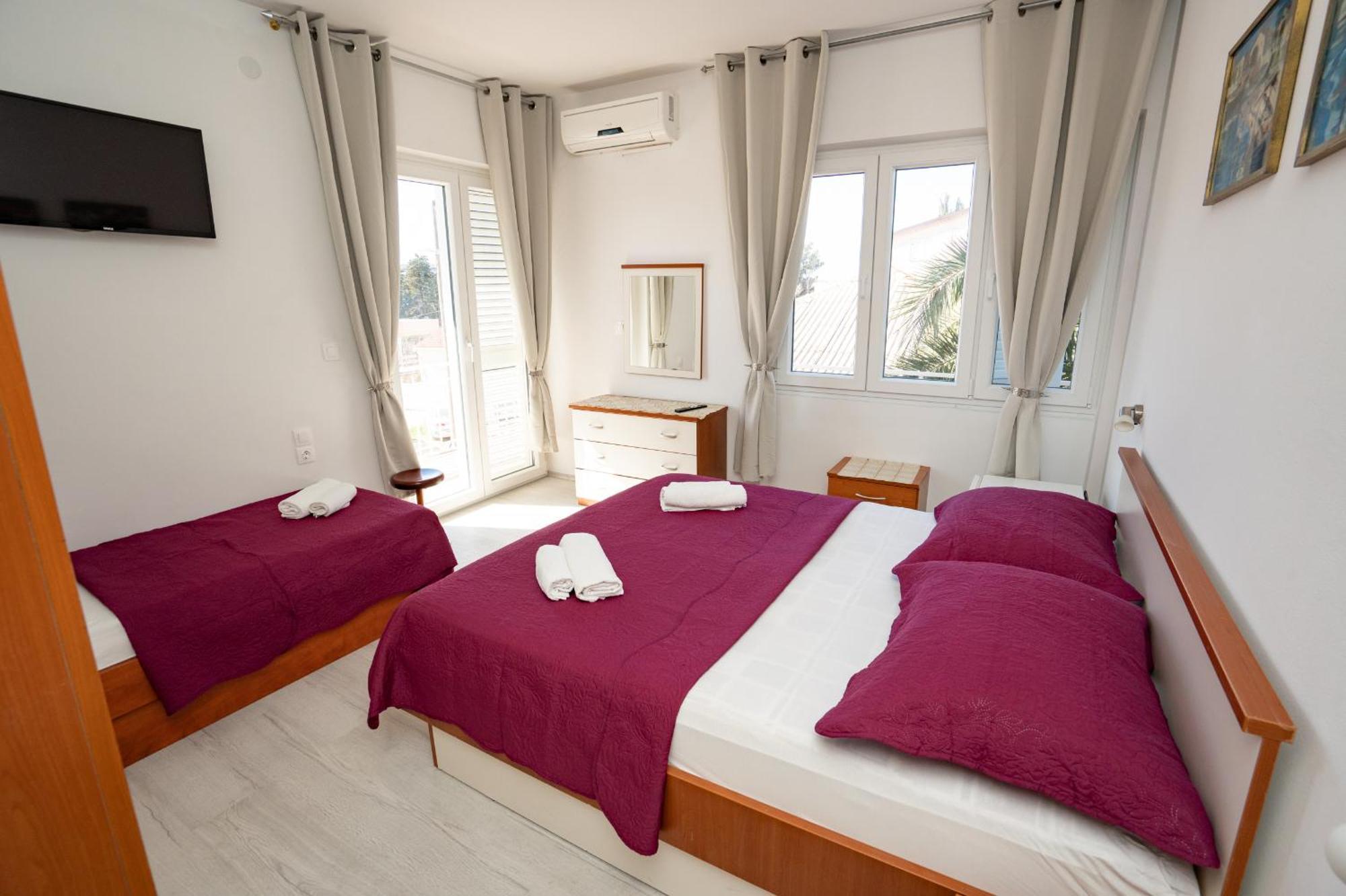 Pool Mansion Magnolia - Comfort Rooms Novalja Εξωτερικό φωτογραφία